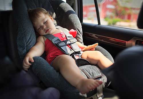 BAMBINI DIMENTICATI IN AUTO NEL 2020? 24 DECESSI CONSIDERANDO SOLO GLI  STATI UNITI, NONOSTANTE LE TANTE RESTRIZIONI PER COVID-19.